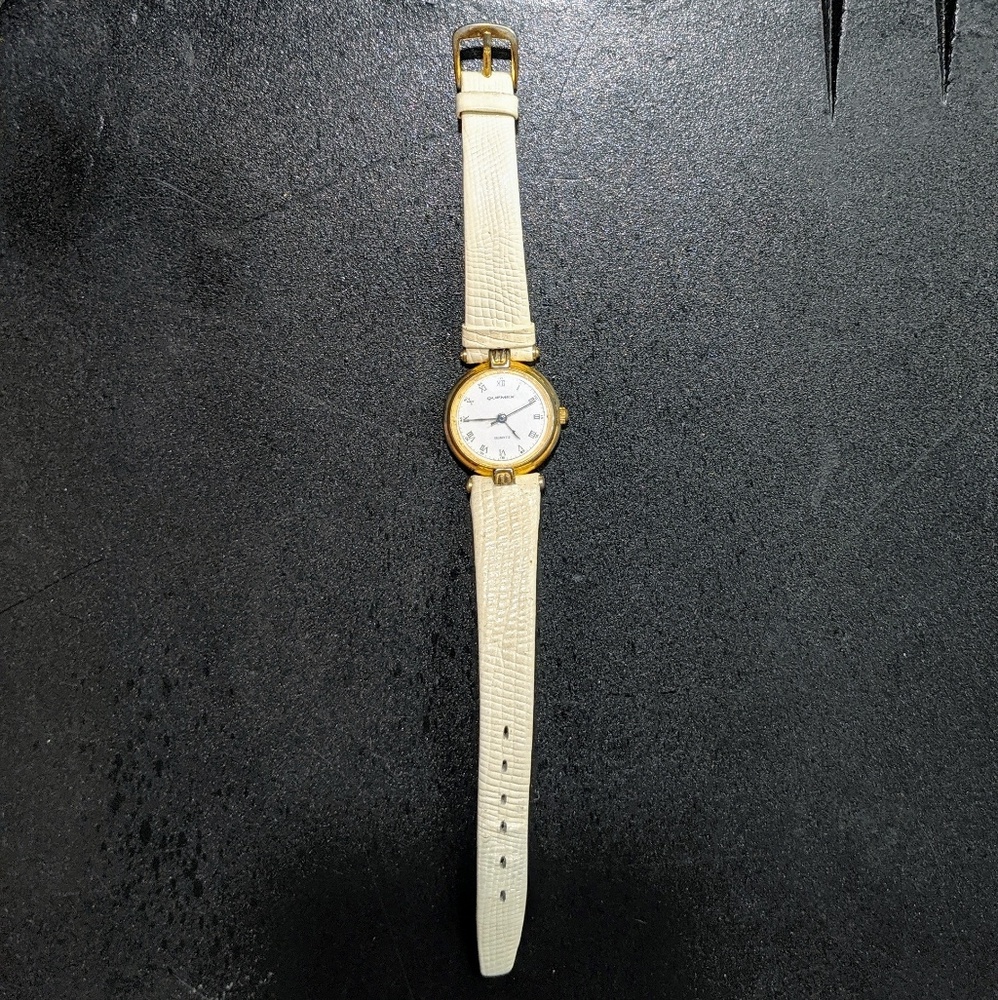 Quemex Quartz Watch